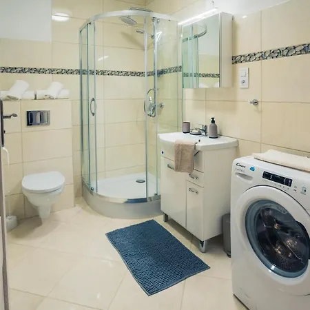 W Kamienicy Na Klodzkiej דירה