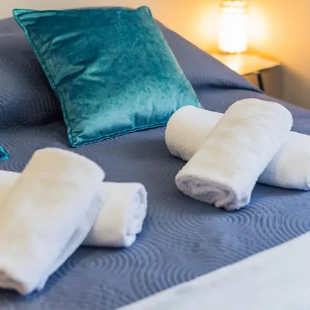 W Kamienicy Na Klodzkiej דוז'ניקי ז'דרוז'