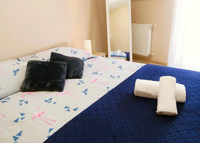 W Kamienicy Na Klodzkiej *